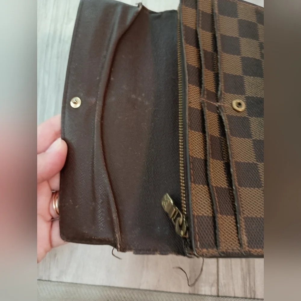 Authentic LOUIS VUITTON Damier Ebene Portefeuille Sarah Long Wallet